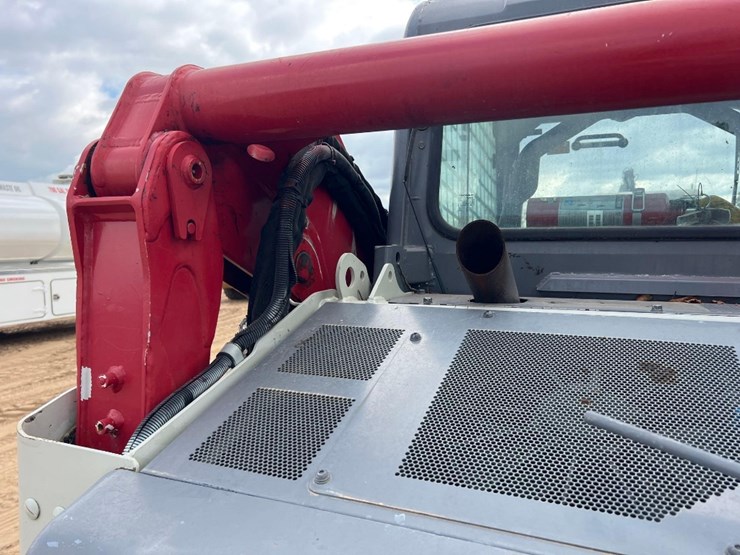 takeuchi-tl10v2-image-22