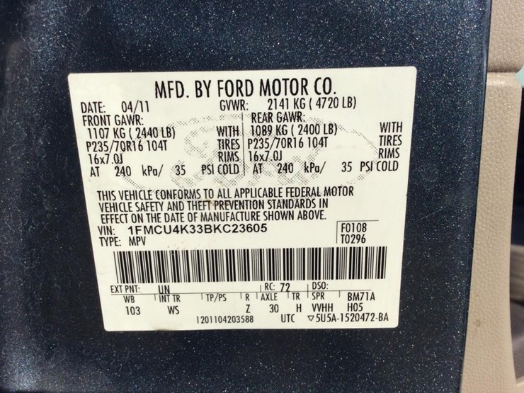 2011-ford-escape-image-16