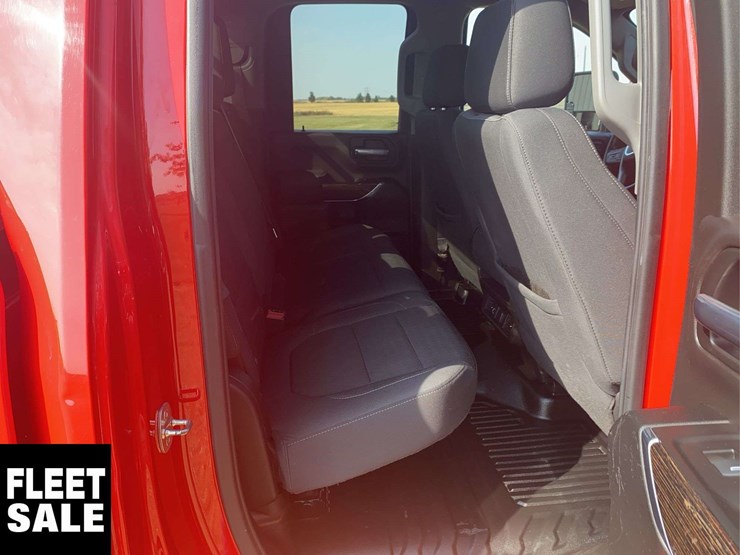 2021-gmc-sierra-2500hd-image-14