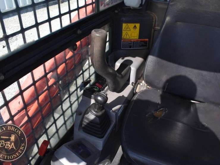 2016-kubota-svl75-2-image-15