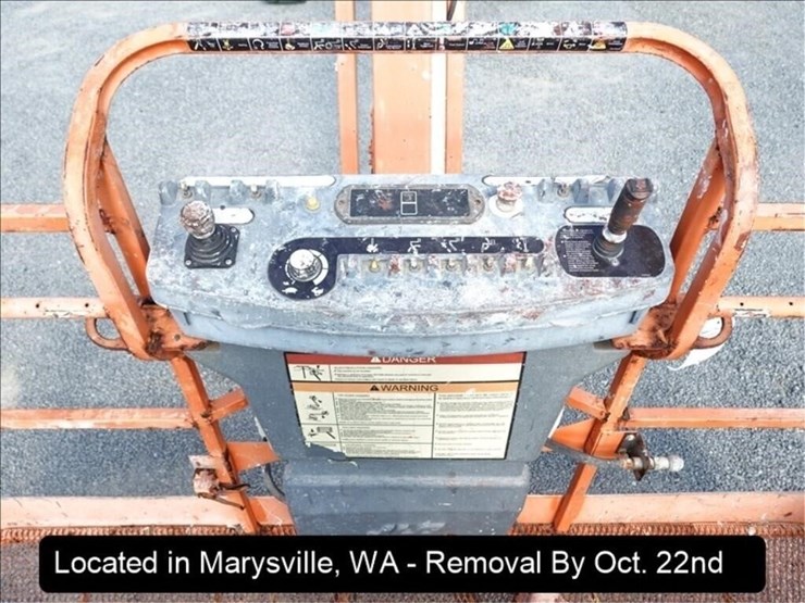 2013-jlg-800aj-image-16