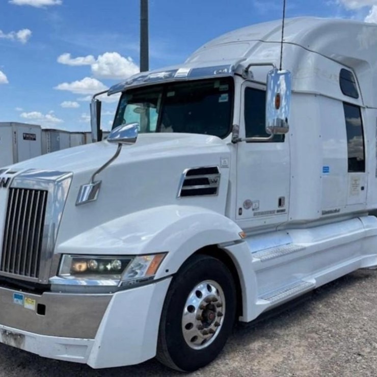 2020 WESTERN STAR 5700XE