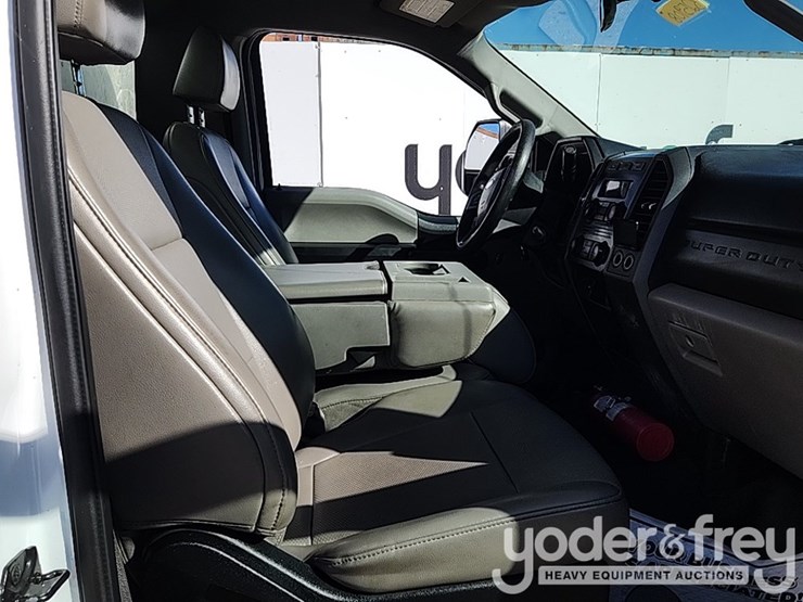 2019-ford-f450-image-18