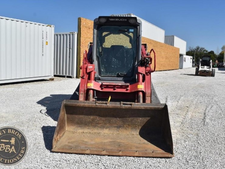 2020-takeuchi-tl12r2-image-6