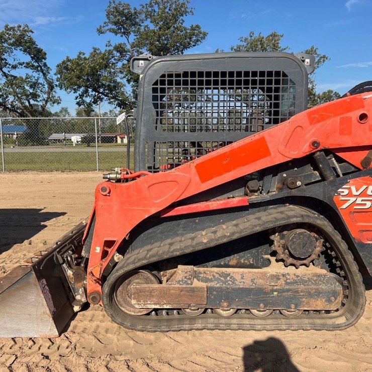 KUBOTA SVL75-2