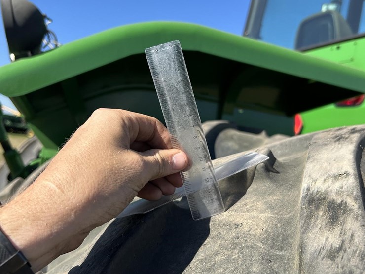 john-deere-8450-image-35