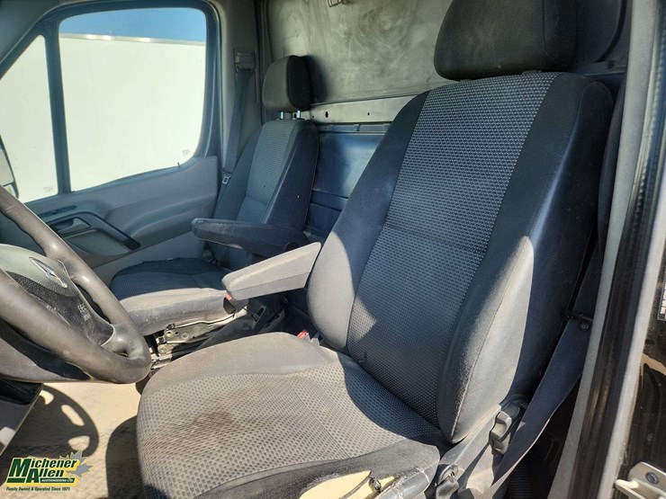 2013-mercedes-benz-sprinter-3500-image-15