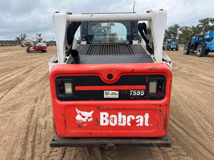 2016-bobcat-t595-image-3