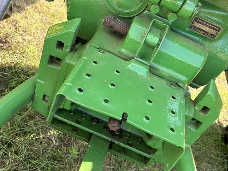 john-deere-4020-image-32
