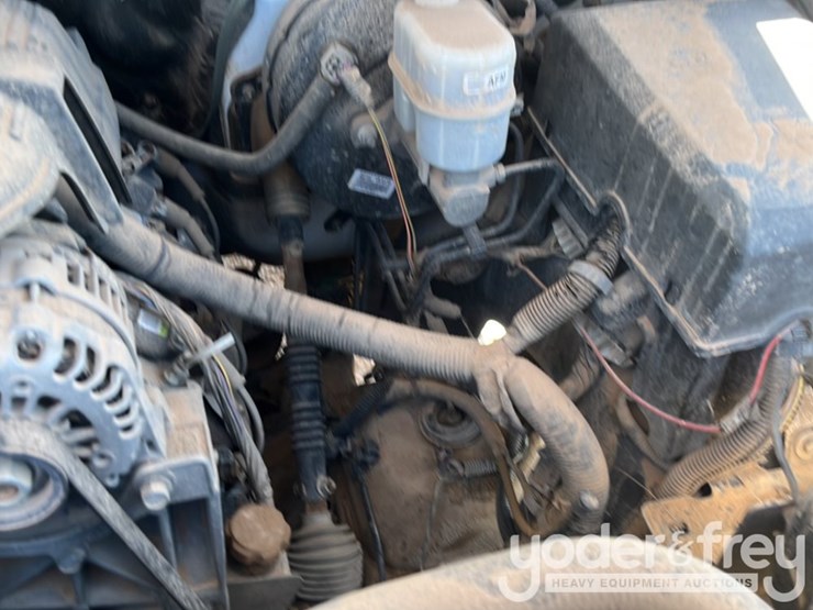 2013-chevrolet-silverado-1500-image-31