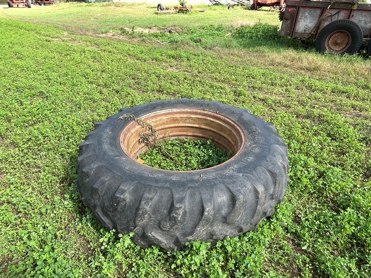 #5021-•-tractor-tire-image-4