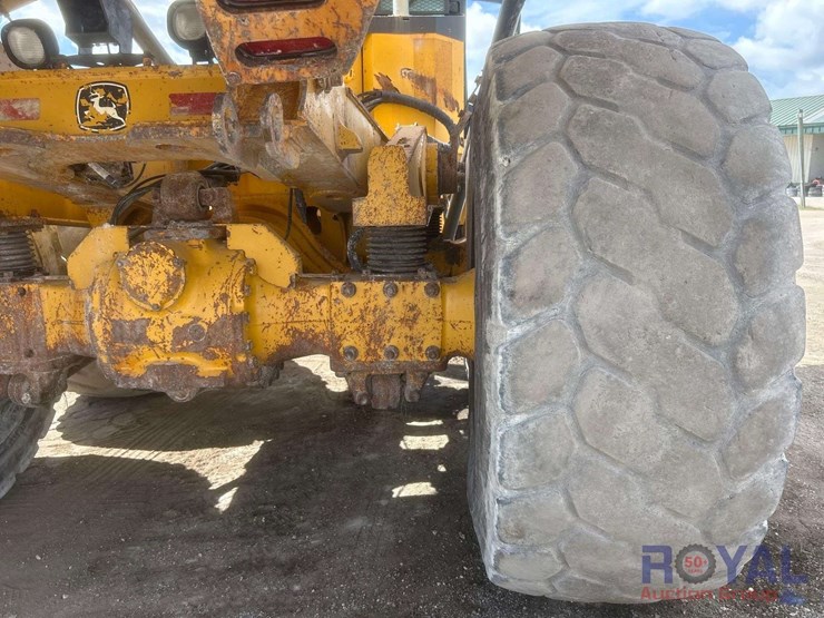 2018-john-deere-260e-25-ton-articulated-off-road-t/a-dump-truck-image-32