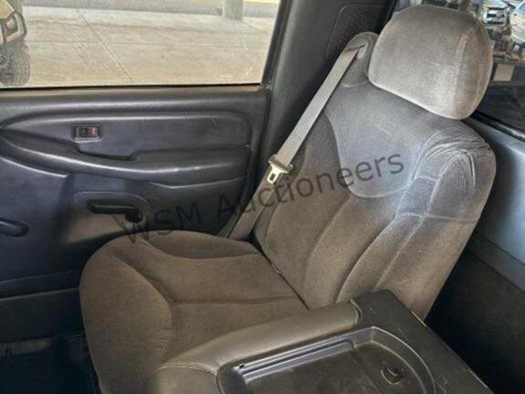 2002-gmc-sierra-2500hd-image-26