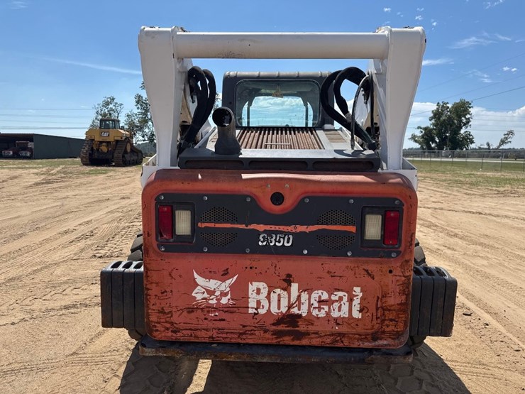 2016-bobcat-s850-image-7
