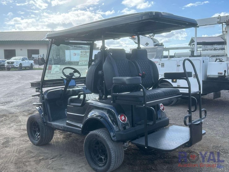 2025-epic-golf-cart-image-4