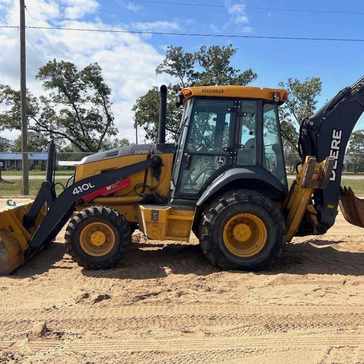 2018 DEERE 410L