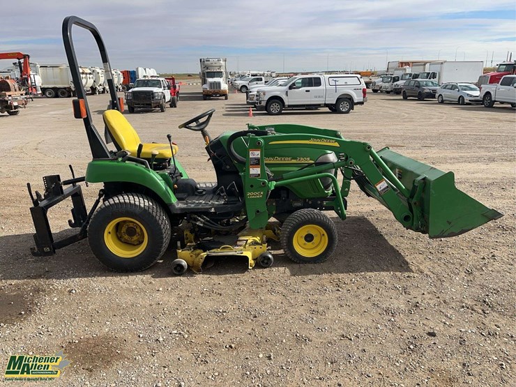 john-deere-2305-image-5