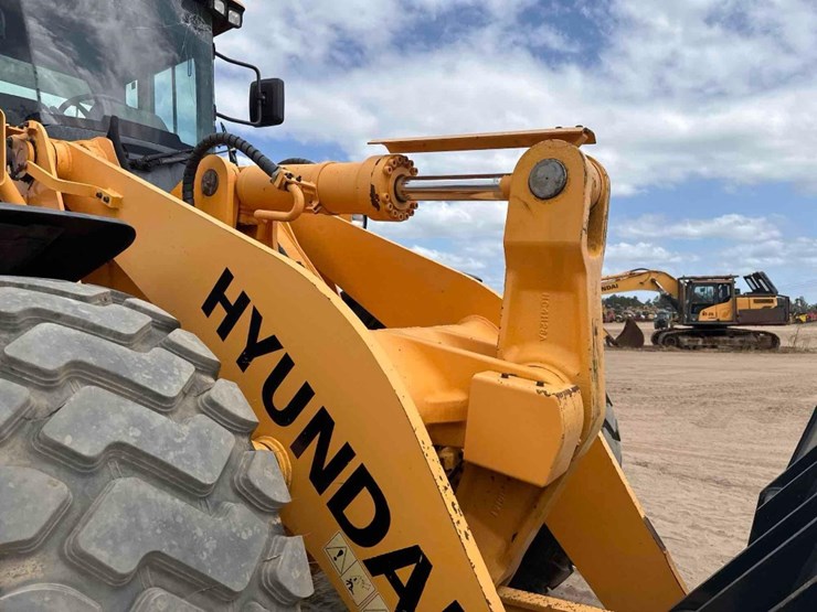 hyundai-hl760-9a-image-20