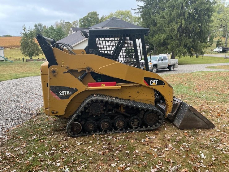 2010-caterpillar-257b-image-8