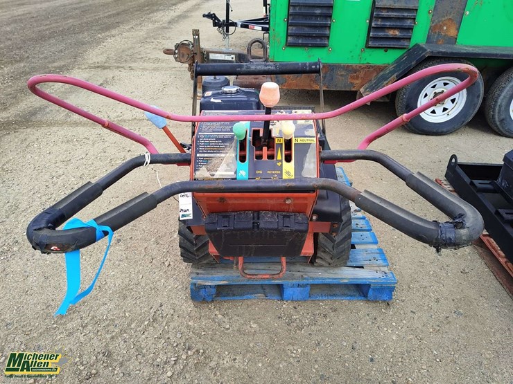 2006-ditch-witch-1330-image-7