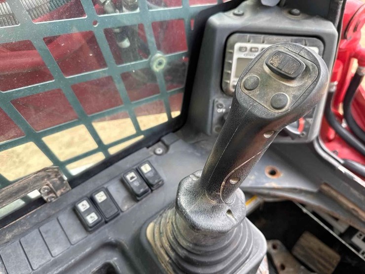 takeuchi-tl12v2-image-25