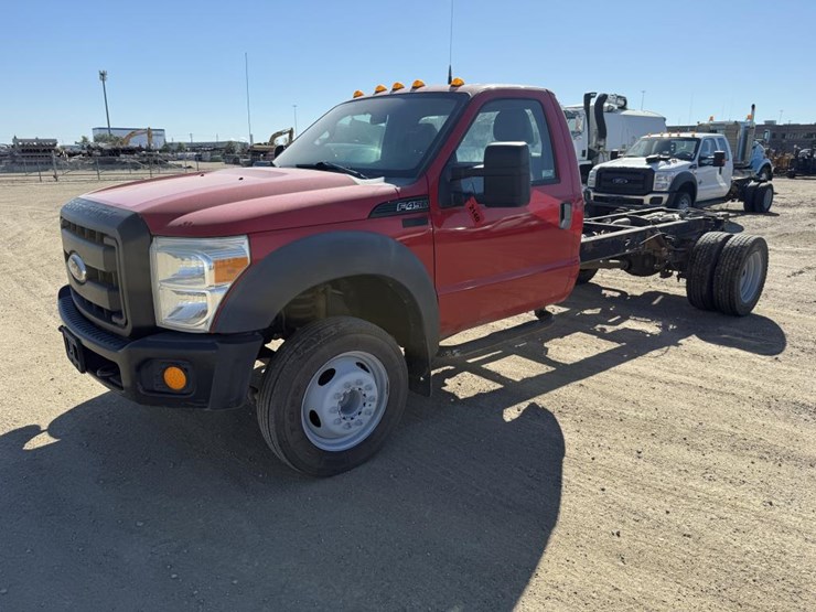 2011-ford-f450-xl-image-1