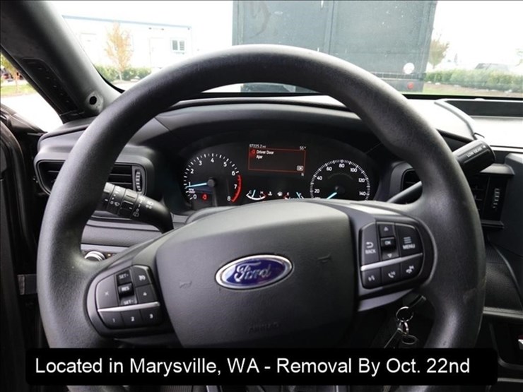 2020-ford-explorer-image-7