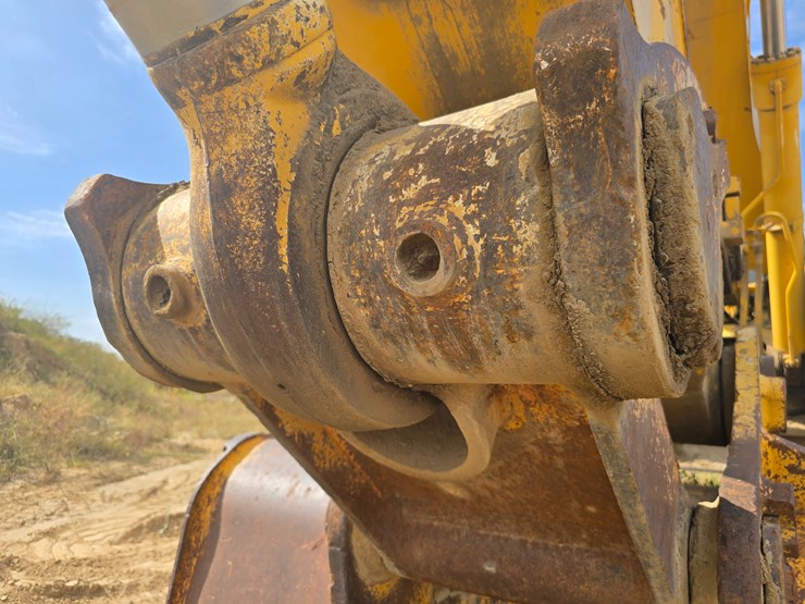 komatsu-pc750-se-image-50