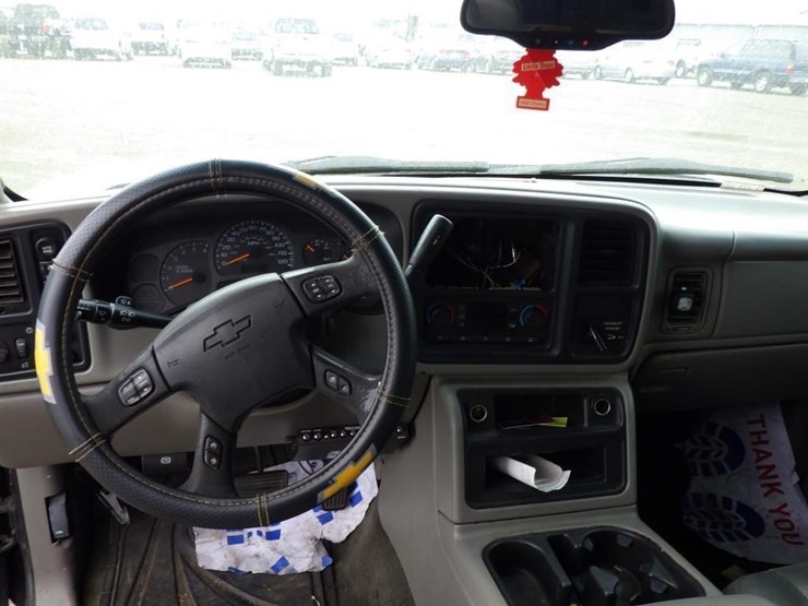 2004-chevrolet-1500-image-7