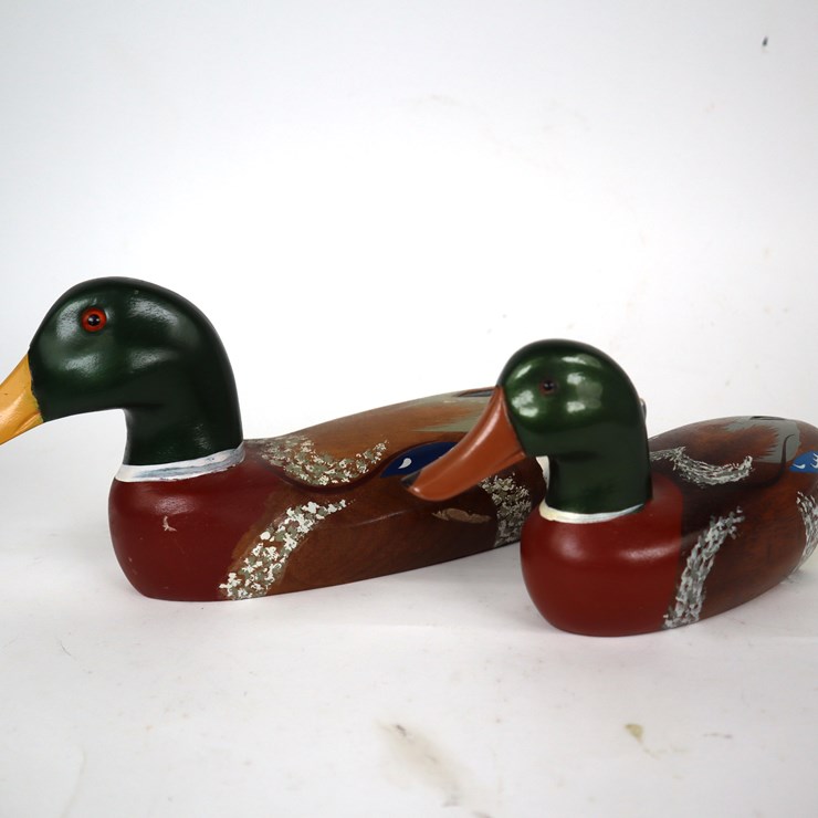 #71 • #4252 • (2) Hand Painted Wood Mallard Duck Decoys