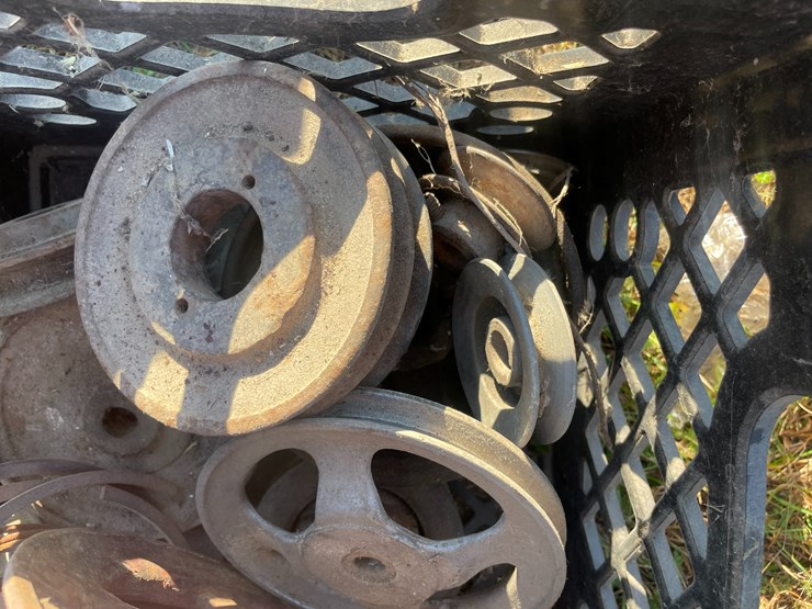 #5078-•-assorted-pulleys-image-7