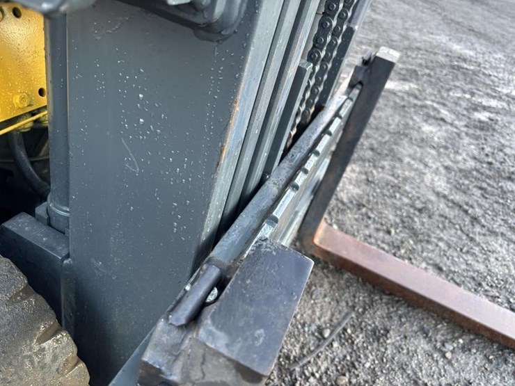 komatsu-fg20st-12-image-12