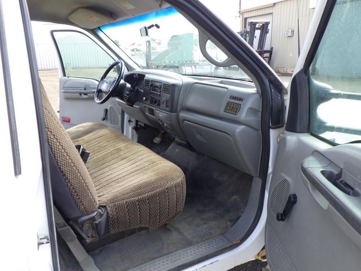2002-ford-f350-image-6