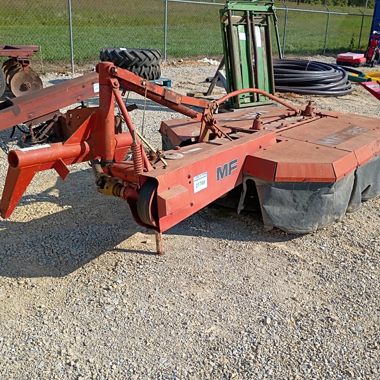 MASSEY-FERGUSON 7