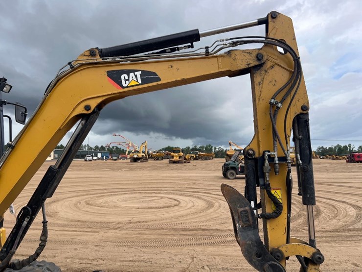 caterpillar-304e2-cr-image-24