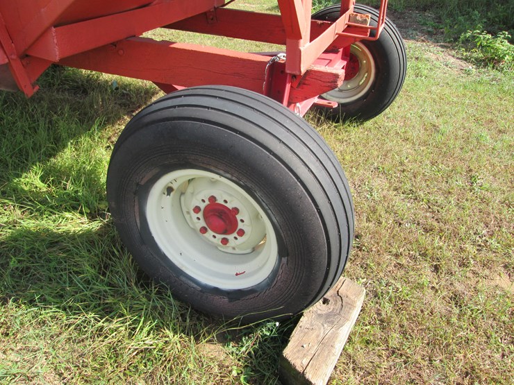 #5027-•-kilbros-200-bushel-gravity-box-image-5