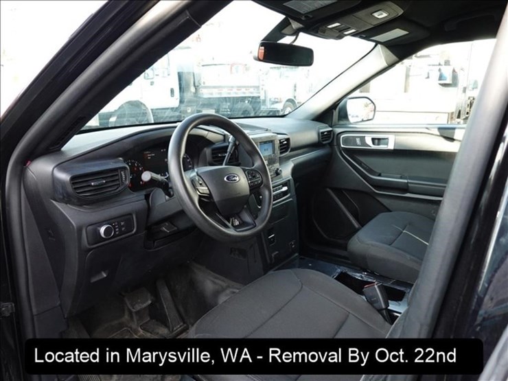 2020-ford-explorer-image-5