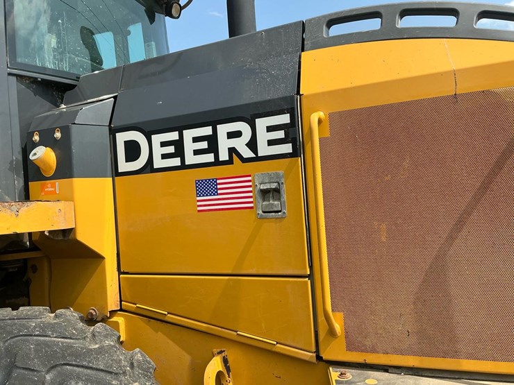 2018-deere-544k-image-32