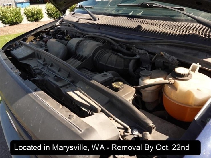 2009-ford-e350-image-18