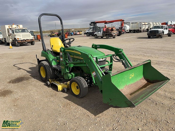 john-deere-2305-image-6