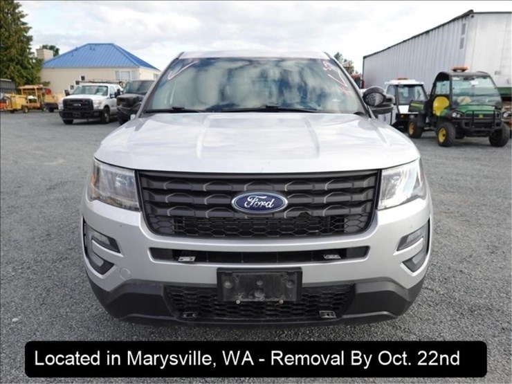 2018-ford-explorer-image-15