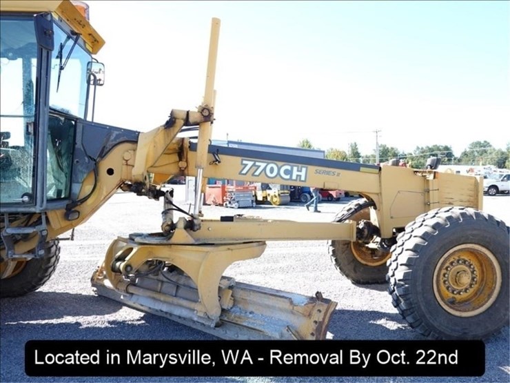 2003-deere-770ch-image-8