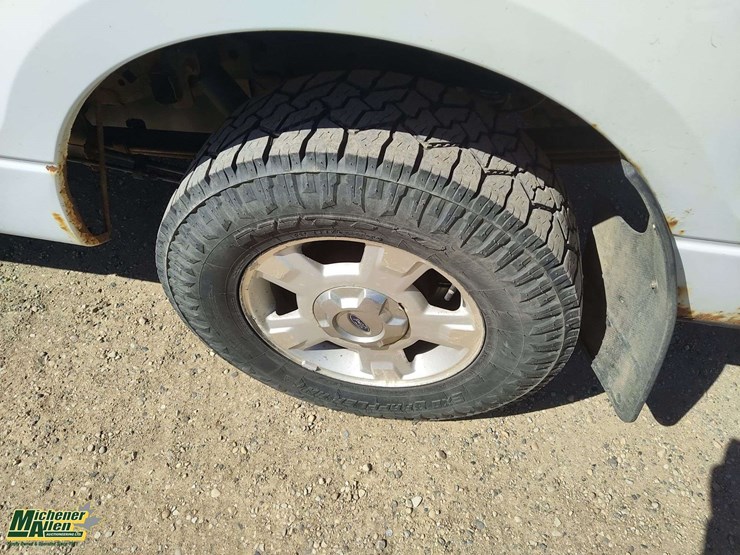 2011-ford-6.5-ft-image-26