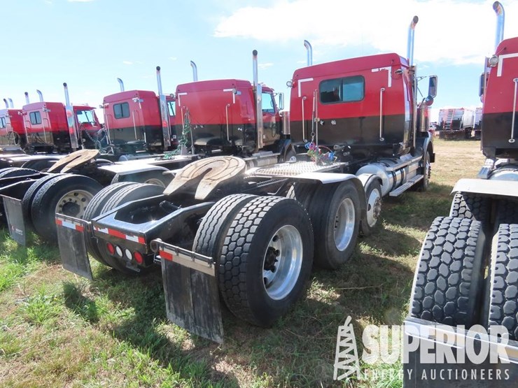 2011-western-star-4900-image-3