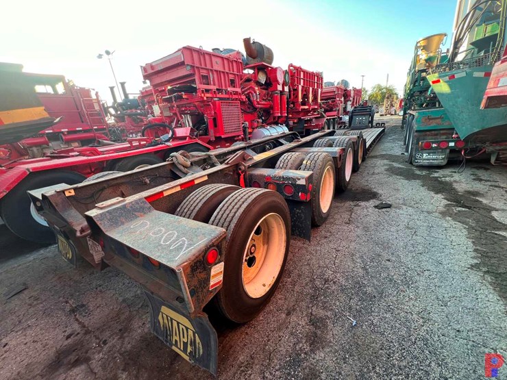 2007-fontaine-lowboy-image-3