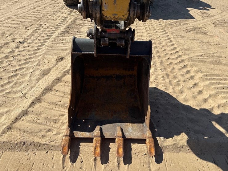 2020-caterpillar-305e2-cr-image-25