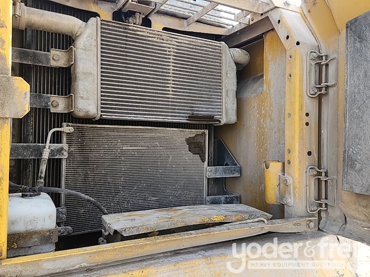 2006-komatsu-pc200-lc-7-image-19