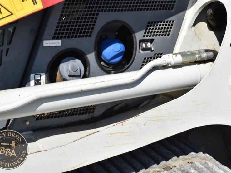 2020-takeuchi-tl12r2-image-50