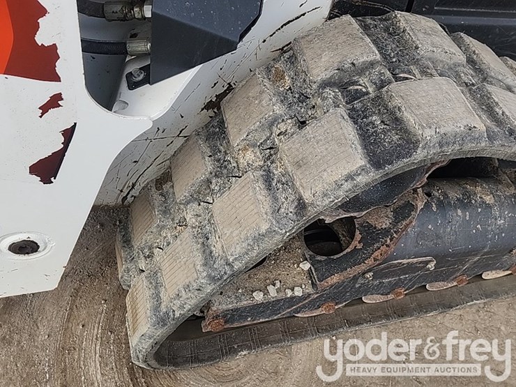 2022-bobcat-t64-image-12