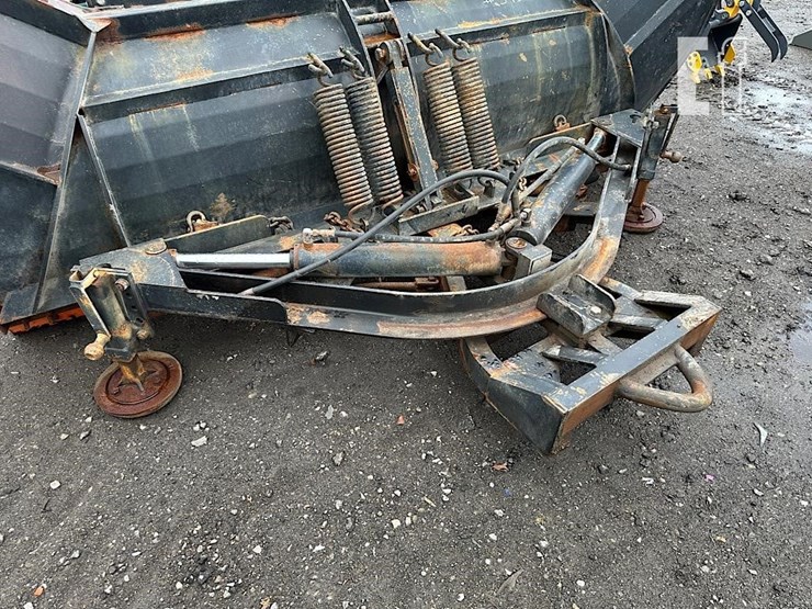 gledhill-10'-heavy-duty-snow-plow-image-5